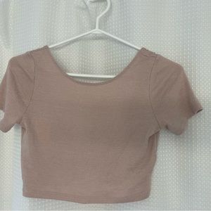 Aritzia Wilfred Free XS Cropped Nude T-Shirt